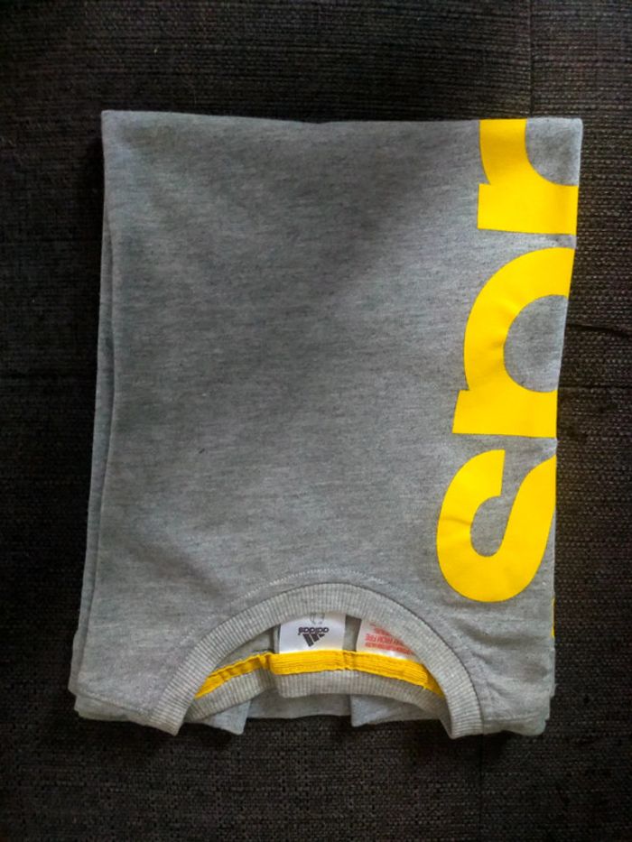 Tee shirt gris neuf 11/12 ans adidas garçon. - photo numéro 13