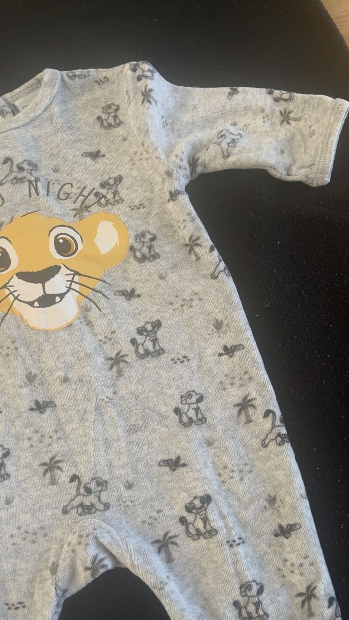Pyjama 3 mois - photo numéro 4
