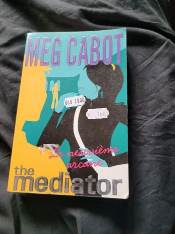 Le neuvième arcane thé médiator Meg Cabot