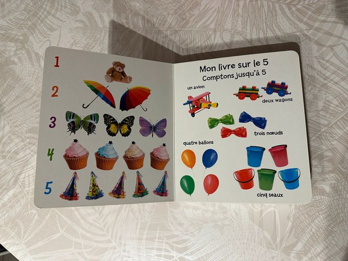 Livre je compte avec mes livres cachés - photo numéro 2