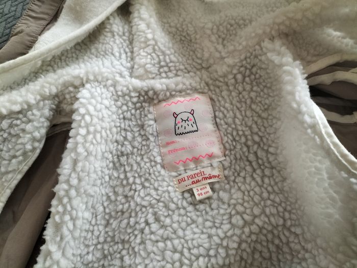 Manteau du pareil au même - photo numéro 6