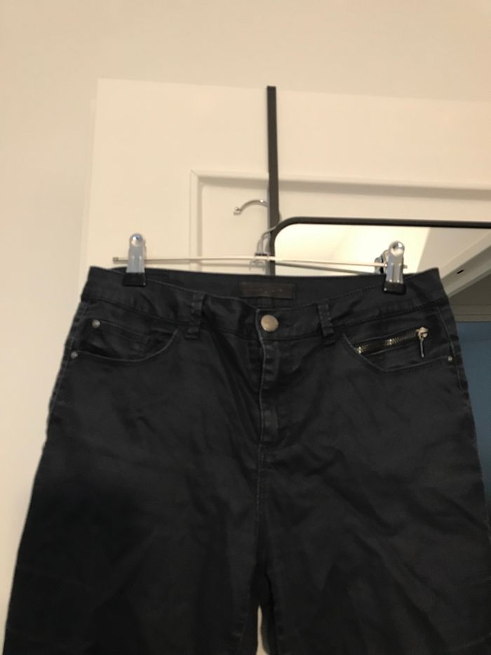 Pantaloon - photo numéro 2