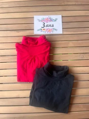 Lot teeshirt en coton manches longues 3 ans