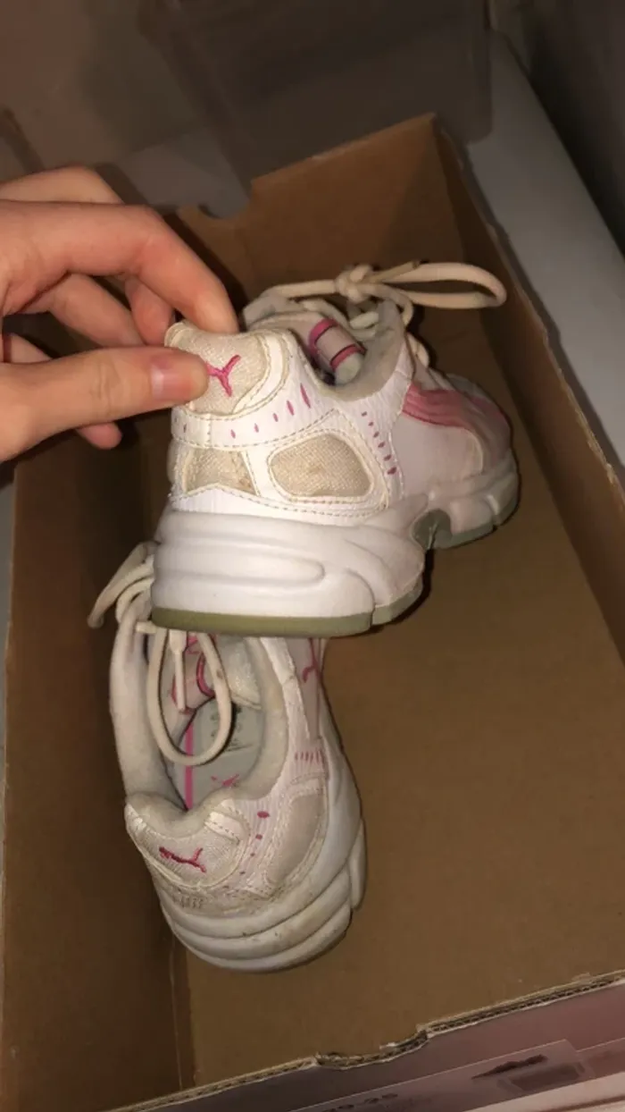 Chaussures de sport enfant taille 33 - photo numéro 4