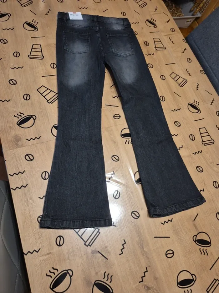 Jeans patte d éléphant a strass 11/12ans - photo numéro 4