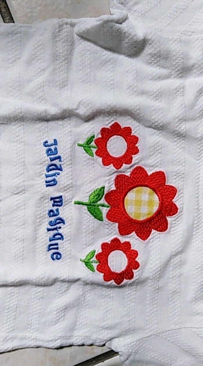 Tee shirt - photo numéro 2