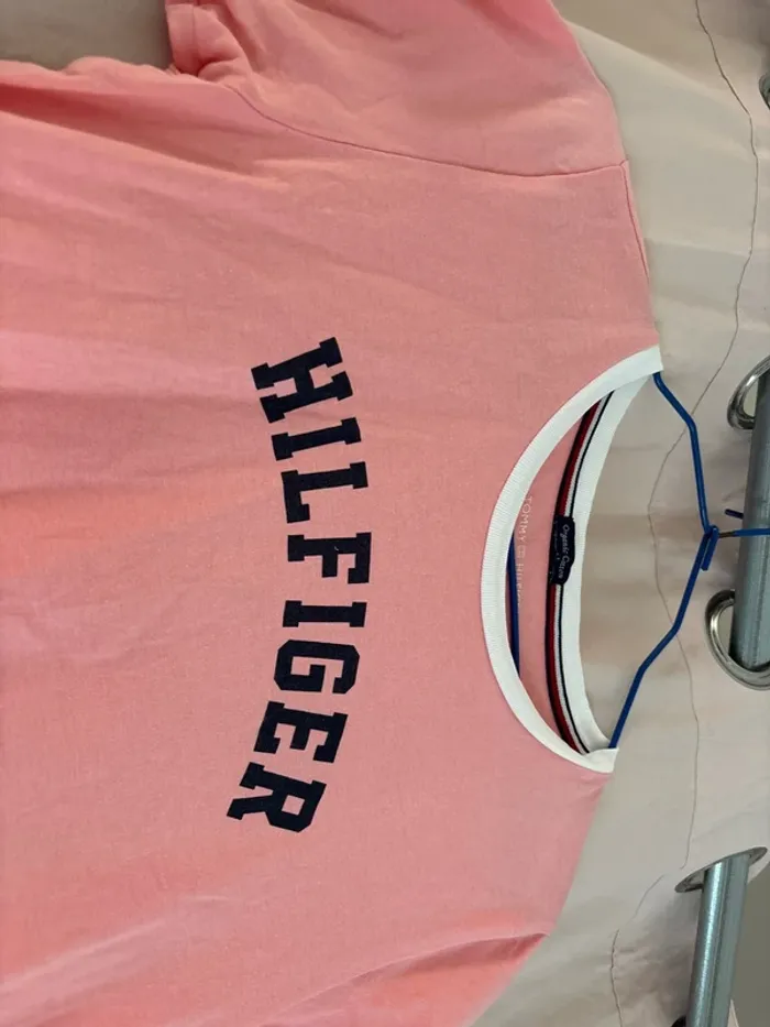 T-shirt Tommy Hilfiger 129 - photo numéro 2