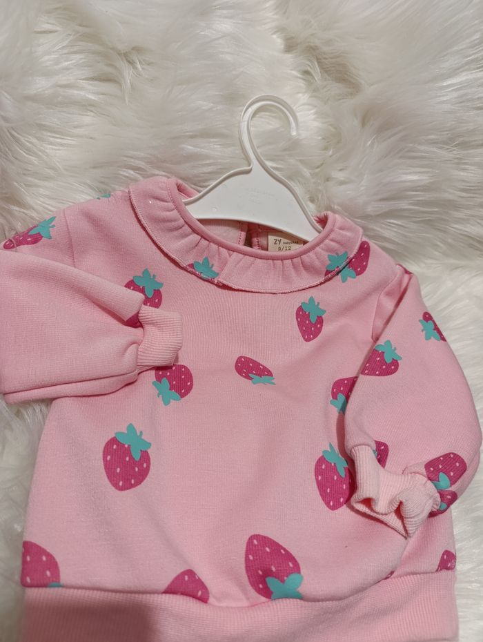 Haut pull à motif fraise - photo numéro 3