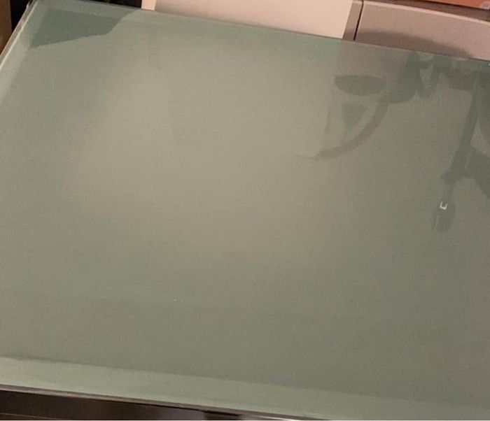 Magnifique Table à manger en verre trempé - photo numéro 3