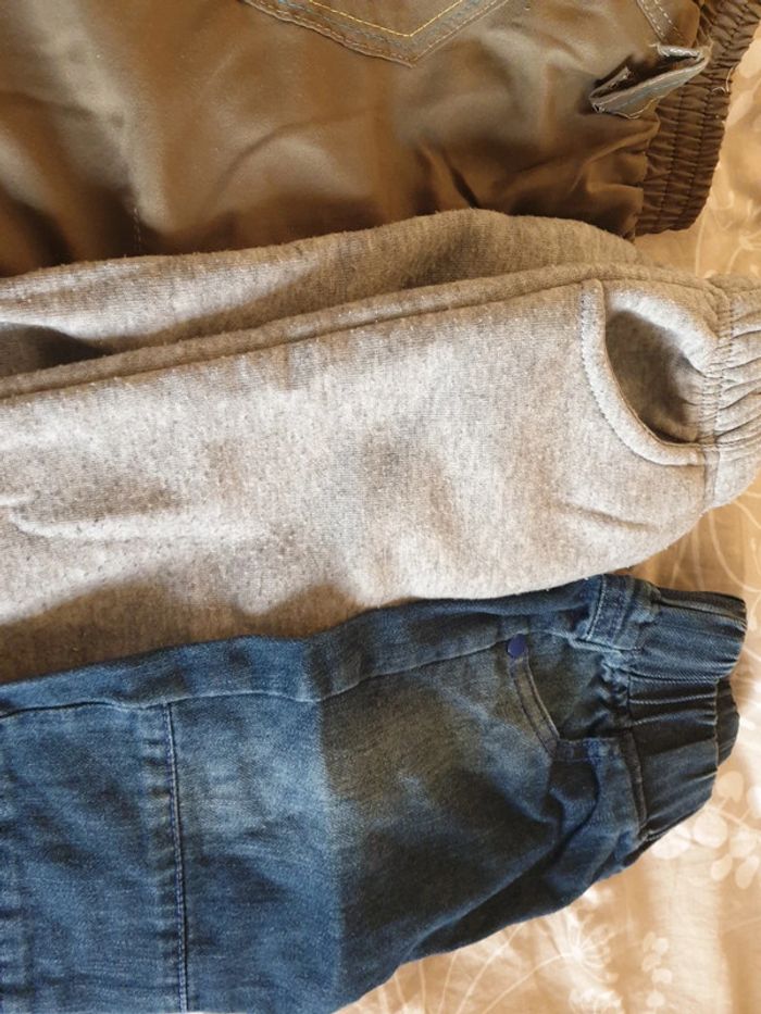 Lot de 5 pantalons jeans joggings garçon taille 12 mois 1 an - photo numéro 3