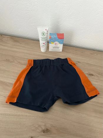 🩳 Short enfant bleu et orange Snoopy 🩳