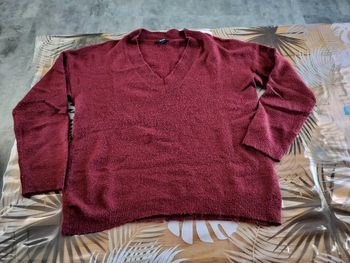 Pull bordeaux S femme