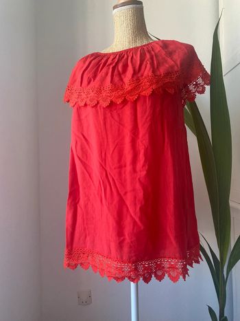 Haut été rouge épaules dénudés L femme décontractée