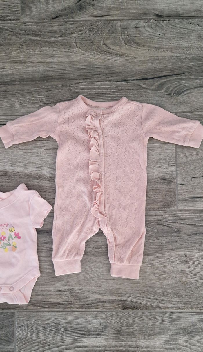 Lot pyjama 0 mois 🌸 - photo numéro 3
