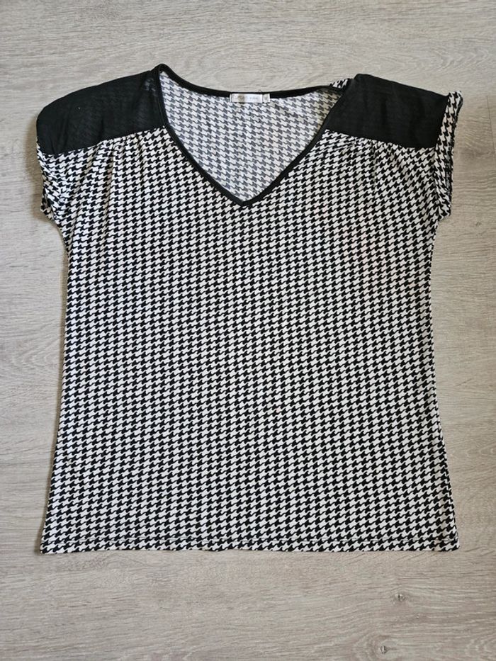 T-shirt femme neuf manche courte taille M