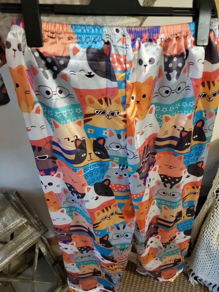 Pyjama chat - photo numéro 3