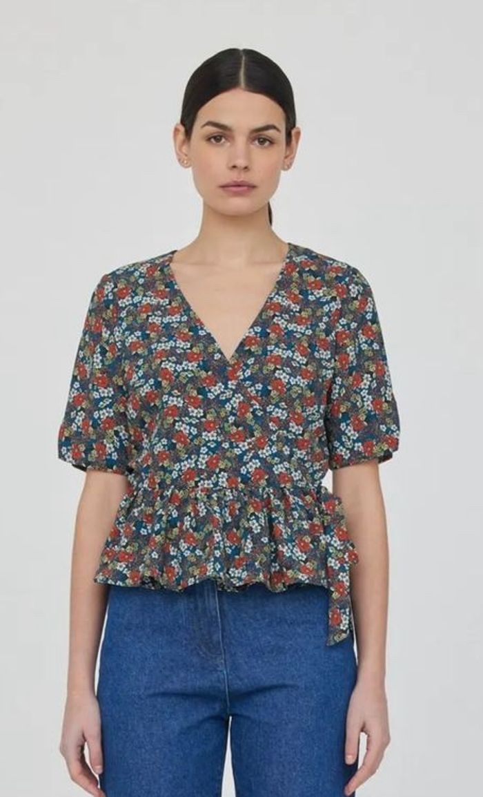 Top cache-cœur à fleurs Émilienne – Sinequanone – Neuf avec étiquette - photo numéro 8