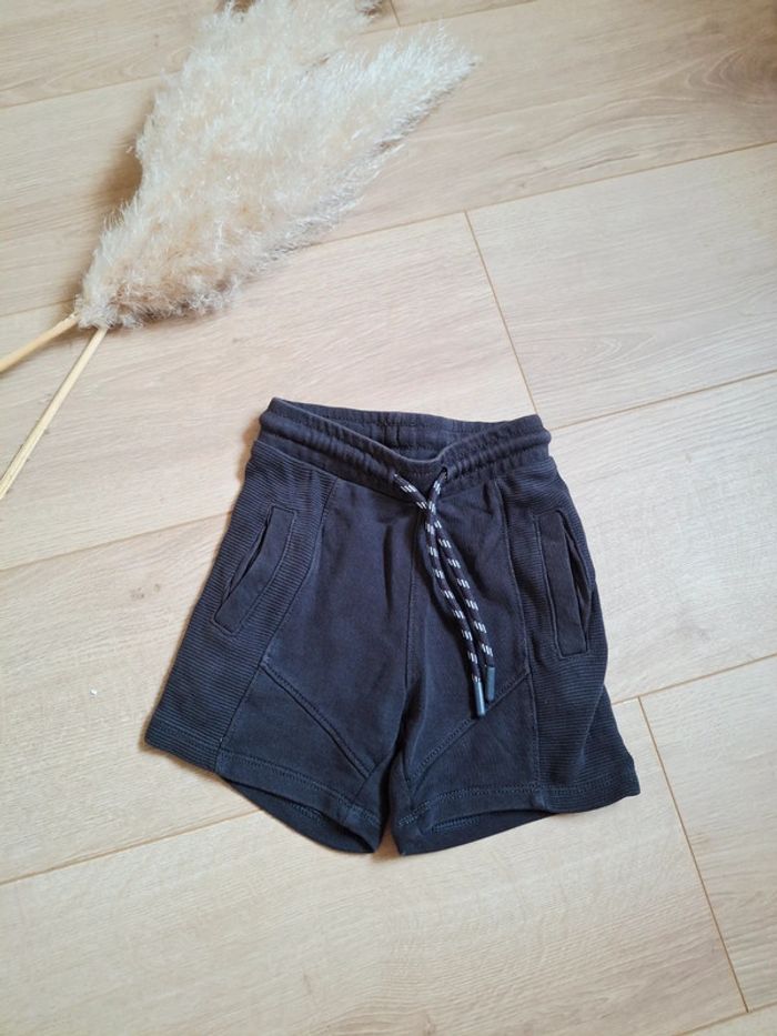 Lot shorts Kiabi - photo numéro 3