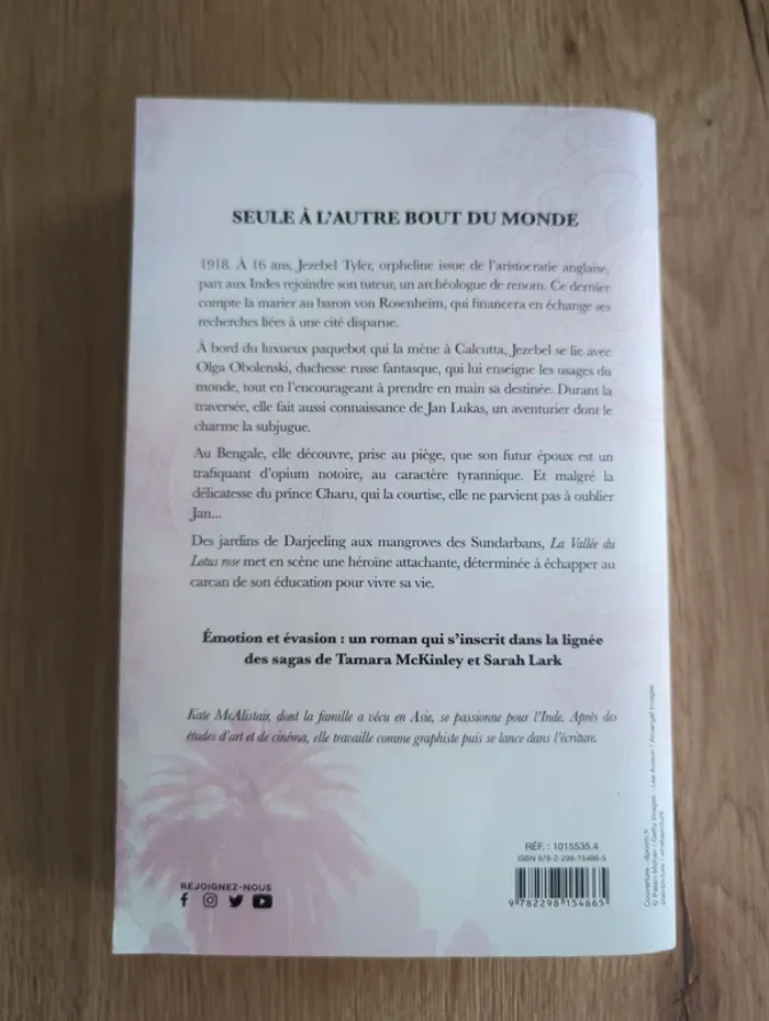 Livre seule à l'autre bout du monde Kate mcalistair - photo numéro 2
