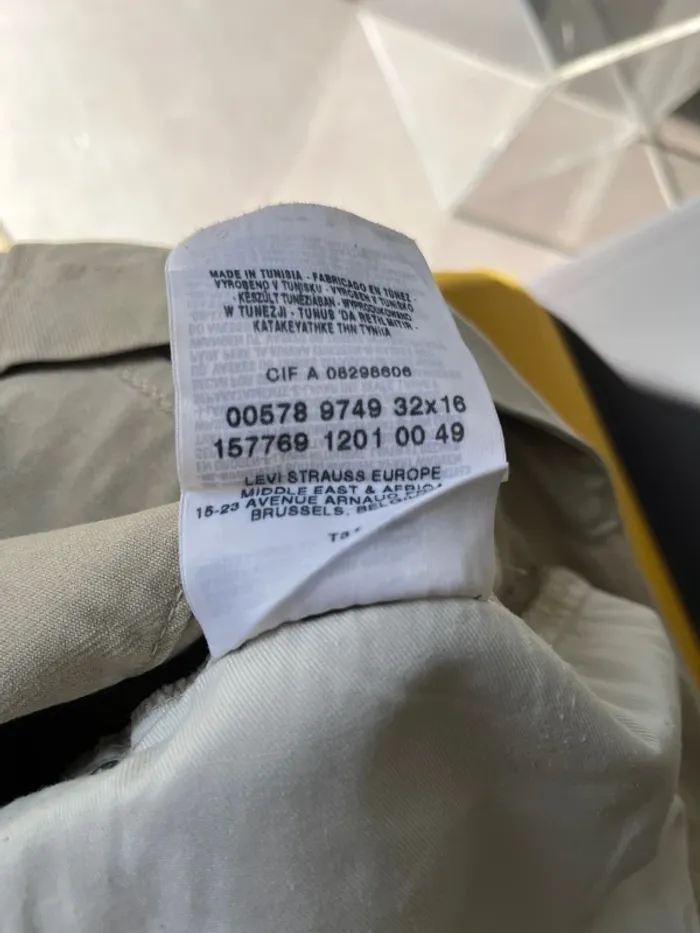 Bermuda homme taille 40/31 us beige Levi’s - photo numéro 12
