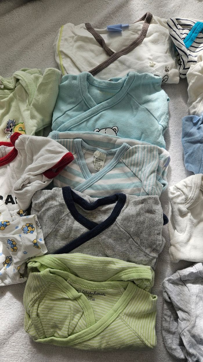 Lot bodies garçon - photo numéro 3