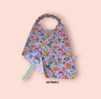 serviette de table élastiquée pour enfant