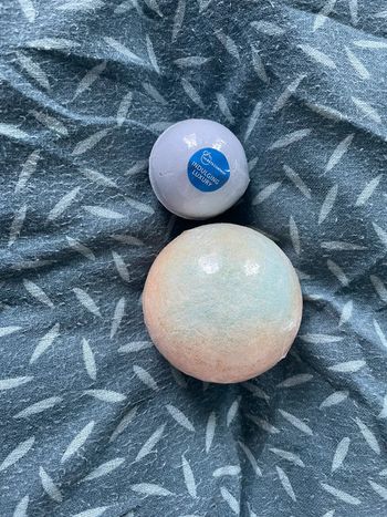 Lot de 2 boules de bain