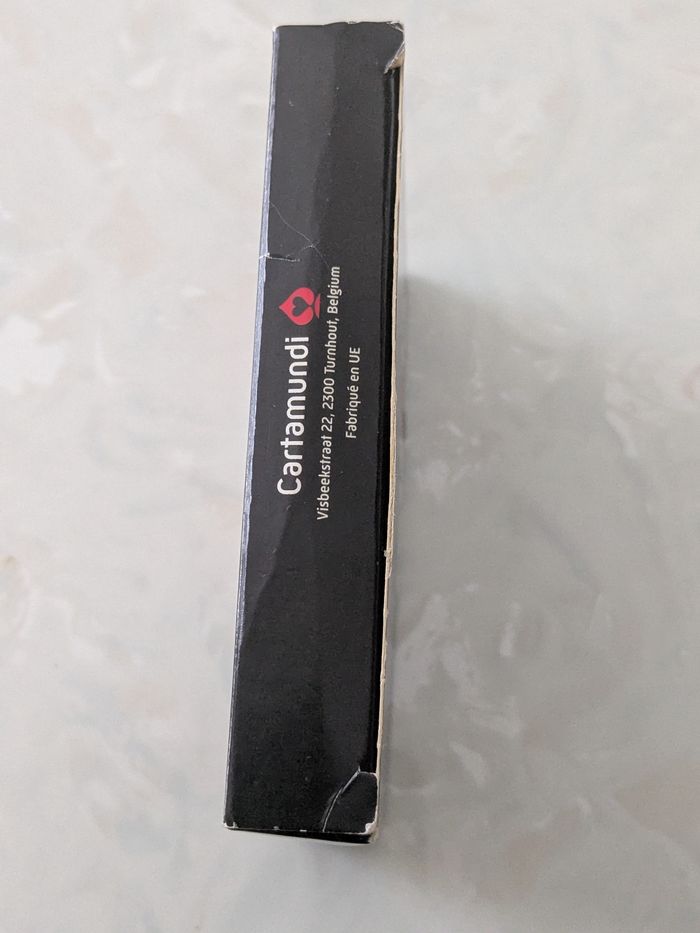 Jeu de société Cluedo. À partir de 8 ans - photo numéro 4