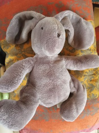 Doudou lapin  ou chien mauve du pareil au même bébé ref 0440/11  dpam  violet
