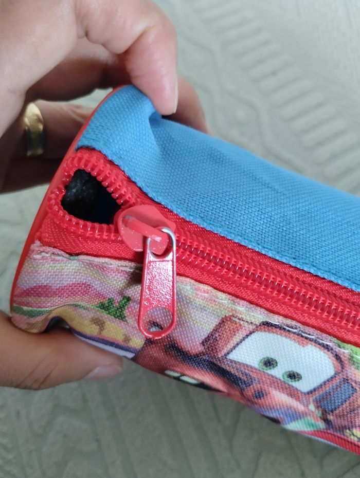 Trousse Cars Disney Pixar - photo numéro 3