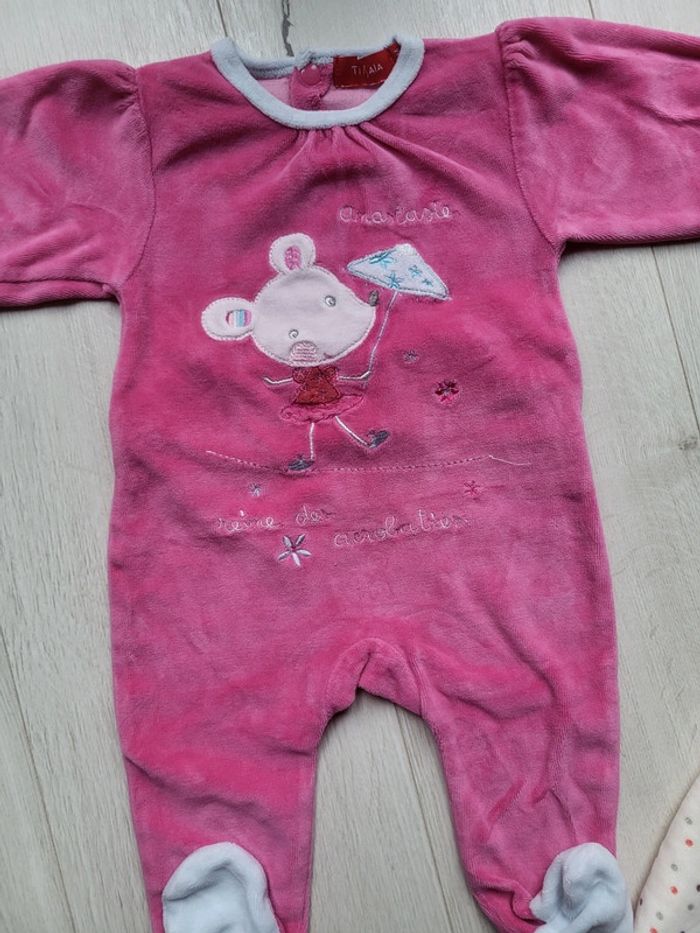 Lot de 2 pyjamas velours fille 3mois tissaia neufs - photo numéro 2