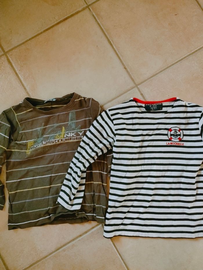 Lot de 2 Tee shirt taille 6 ans