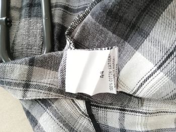 Chemisier rayé gris et blanc