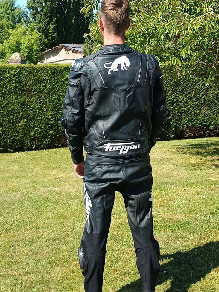 Combinaison de moto - photo numéro 6