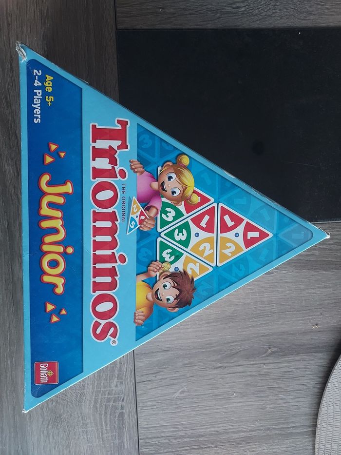 Triominos