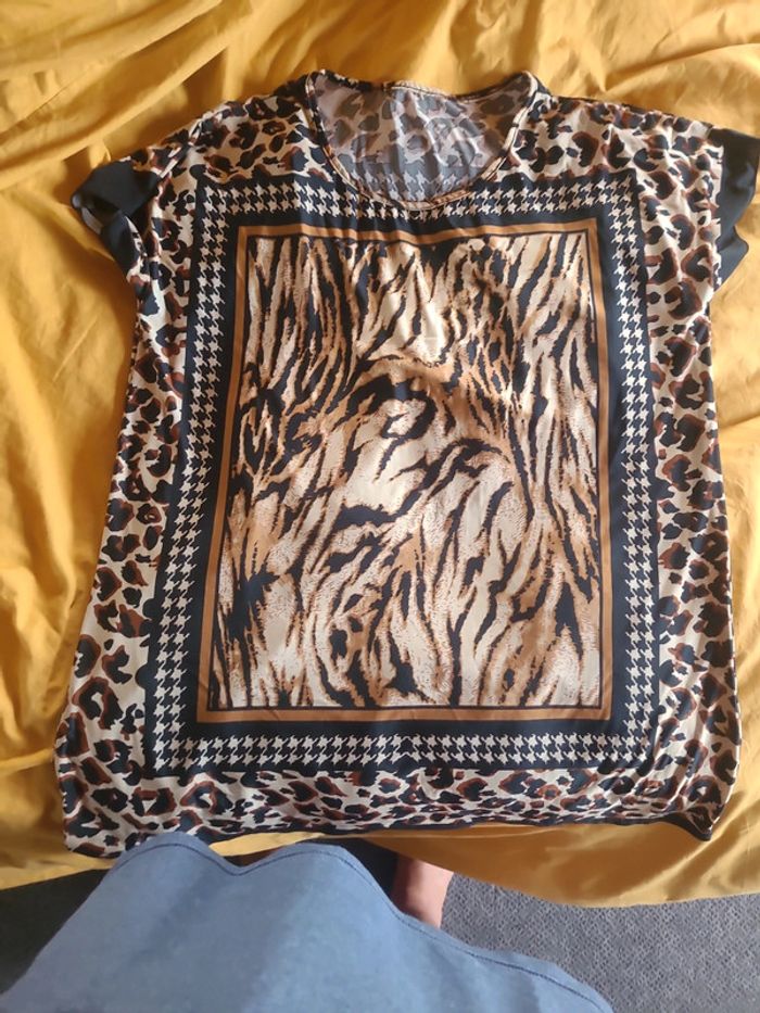 Tee shirt