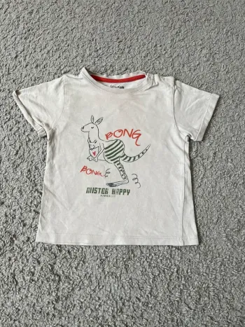 Tee shirt