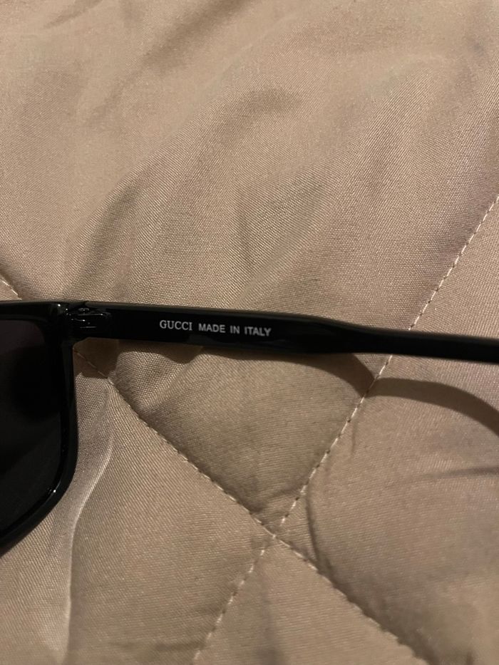 Lunettes de soleil Gucci - Modèle Rectangulaire Noir - photo numéro 3