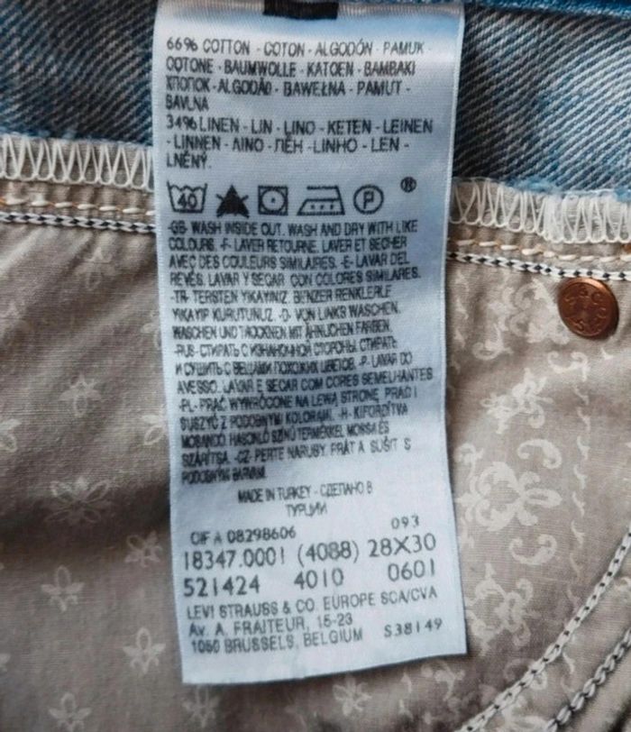 Jean bleu jambes larges Levi's taille 38 - photo numéro 6