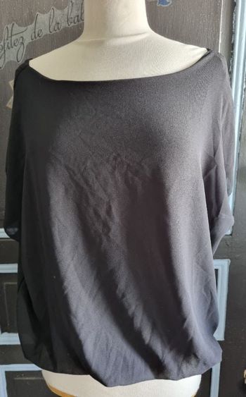 Blouse noir manches courtes taille 3