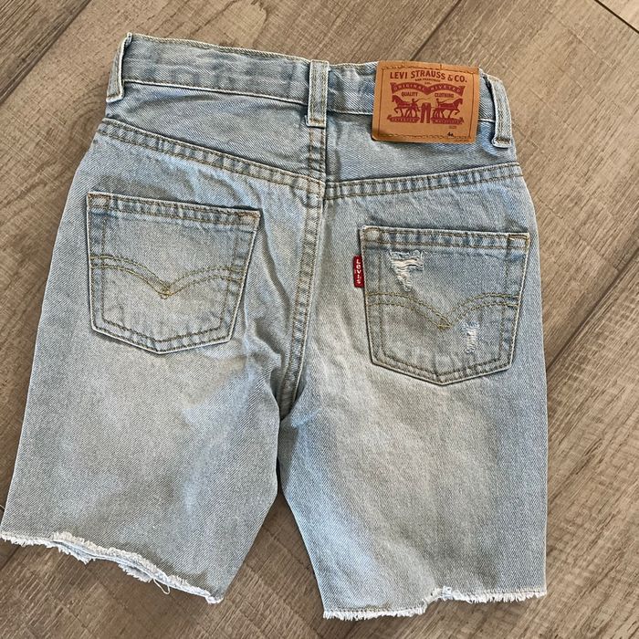 Short Levis - photo numéro 2