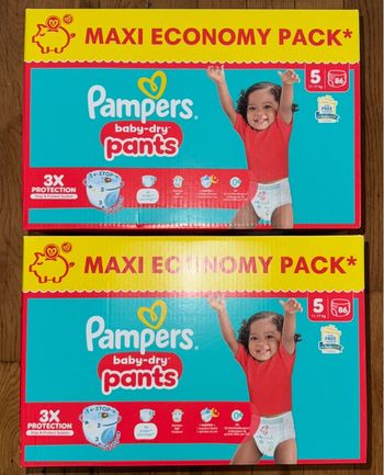 2 cartons de couches Pampers taille 5