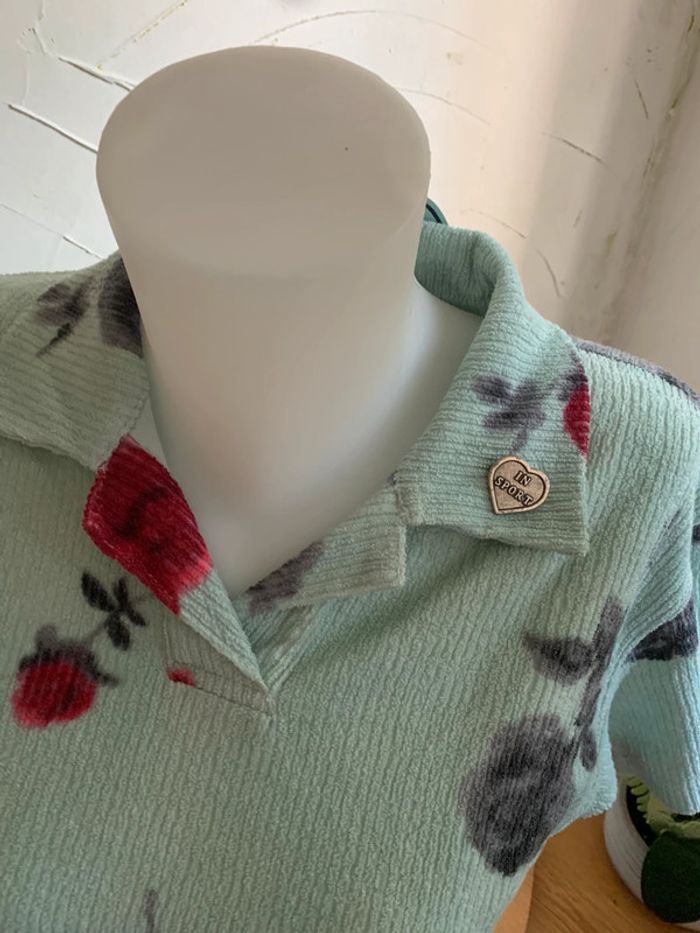 Tee-shirts polo In sport taille 42 original avec sa petite broche - photo numéro 5