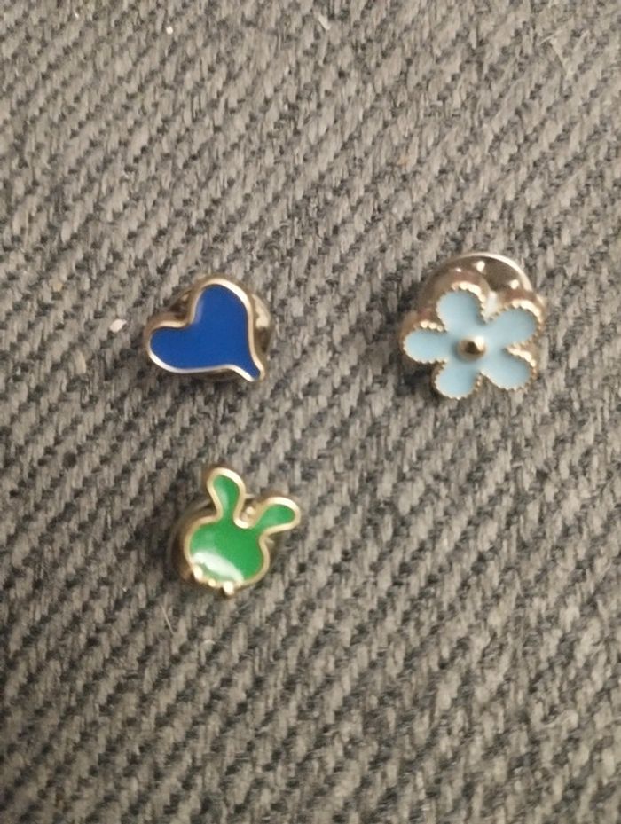 Lot de 3 broches/pin's