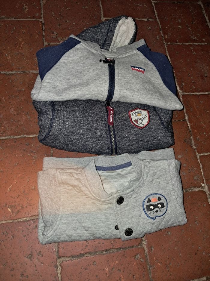 Lot bébé garcon plein de marque 12 mois