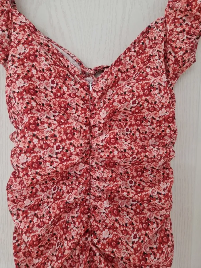 Jolie robe moulante d'été fleurie femme shein taille S/36 - photo numéro 7