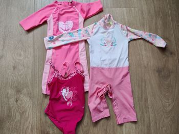 Maillot bain et Combi anti UV fille 18 mois