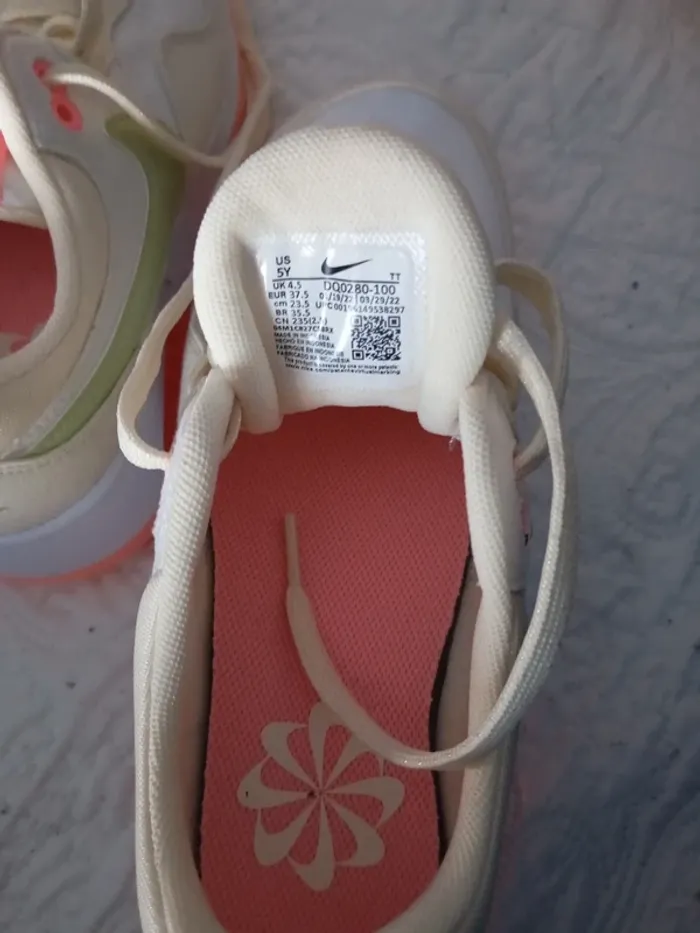 Nike air Max motif taille 37.5 - photo numéro 7