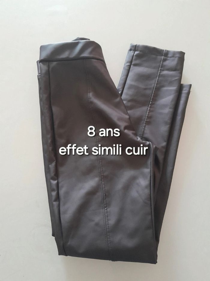 Pantalon fille simili cuir 8a