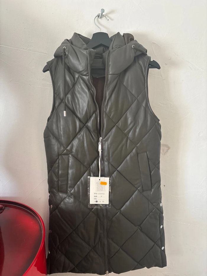 Manteau long sans manches 718